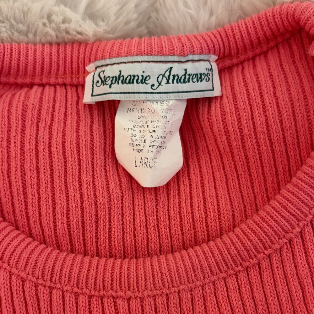 Women's Pink Ribbed Sweater - Picture 2 of 3